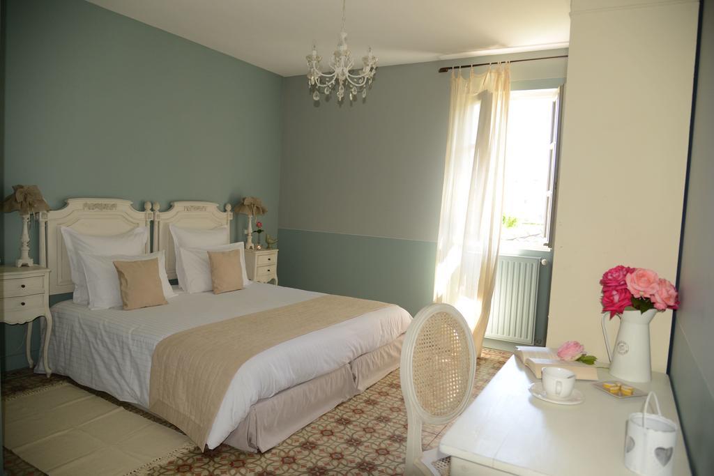 La Maison de Line Saint-Rémy-de-Provence Chambre photo